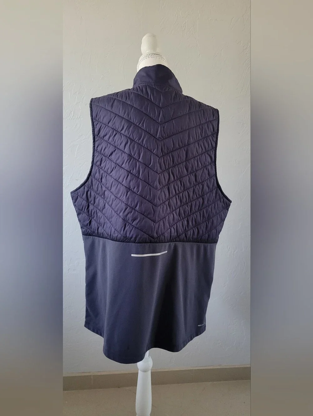 Nike women’s aerolayer